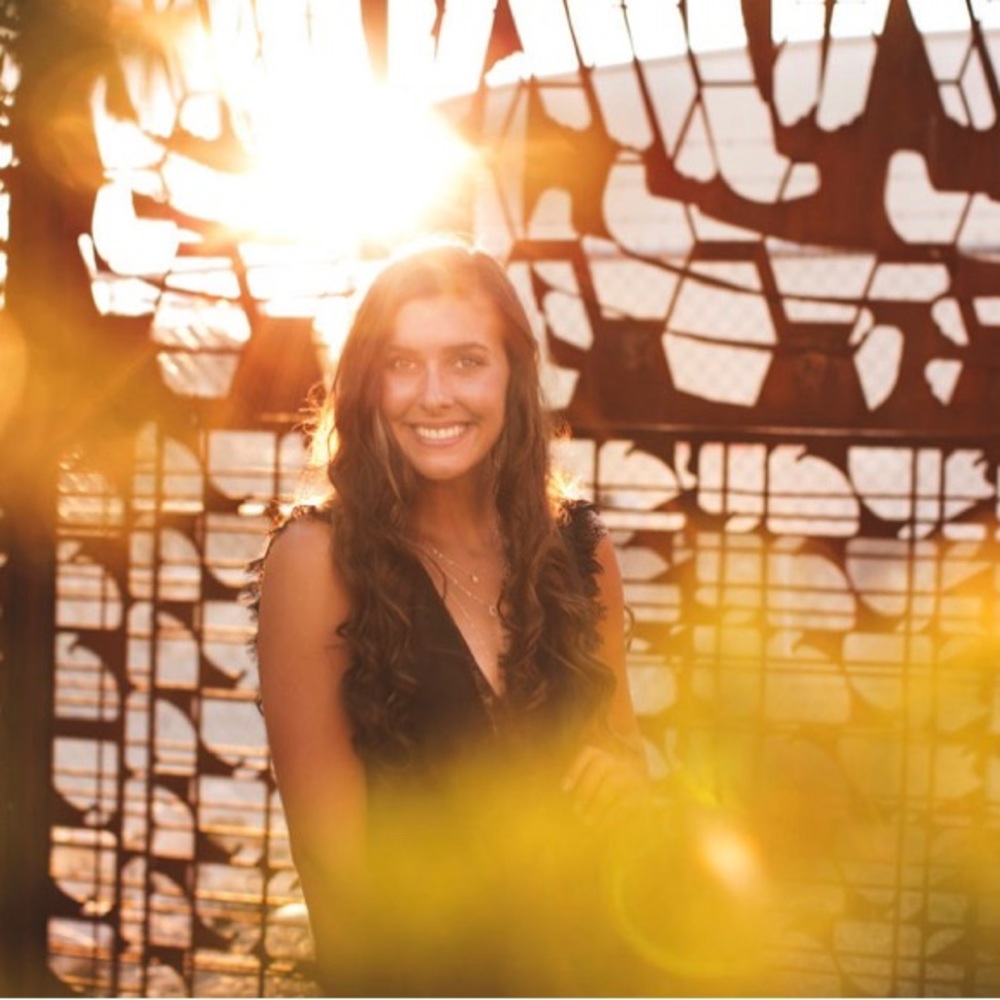 Meet your Posher, Isabelle